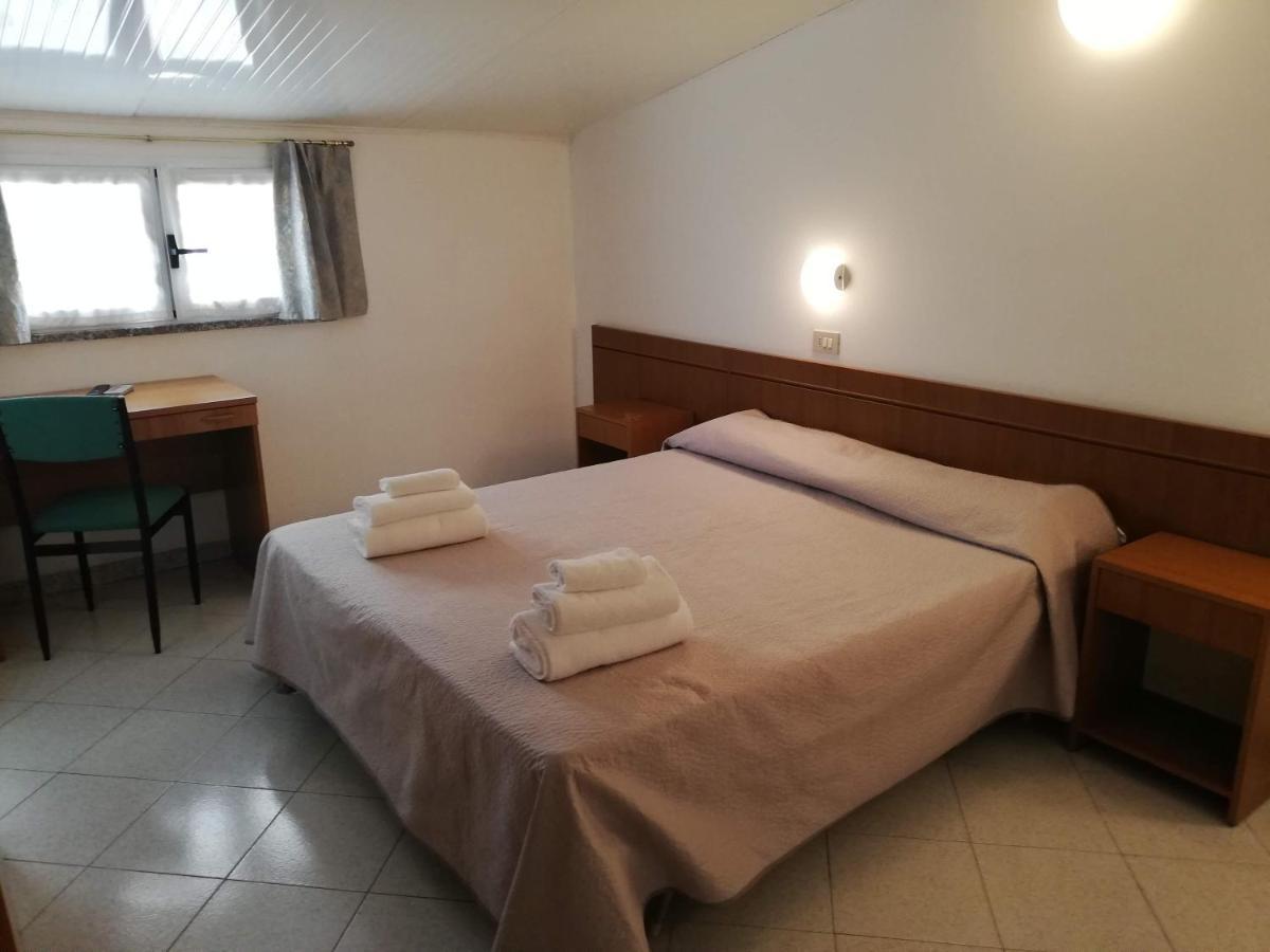 Hotel La Bella Vita Rimini Eksteriør billede