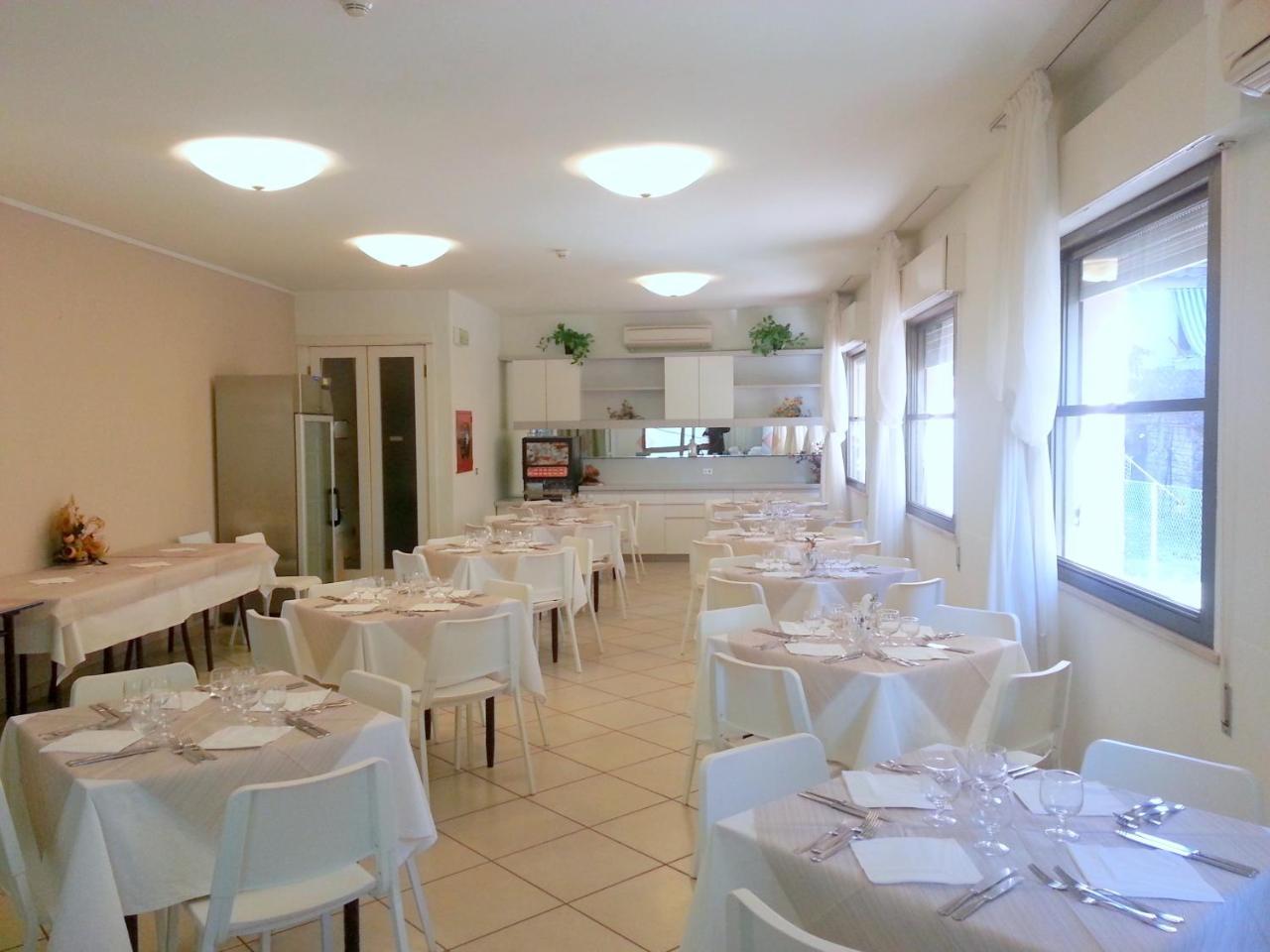 Hotel La Bella Vita Rimini Eksteriør billede