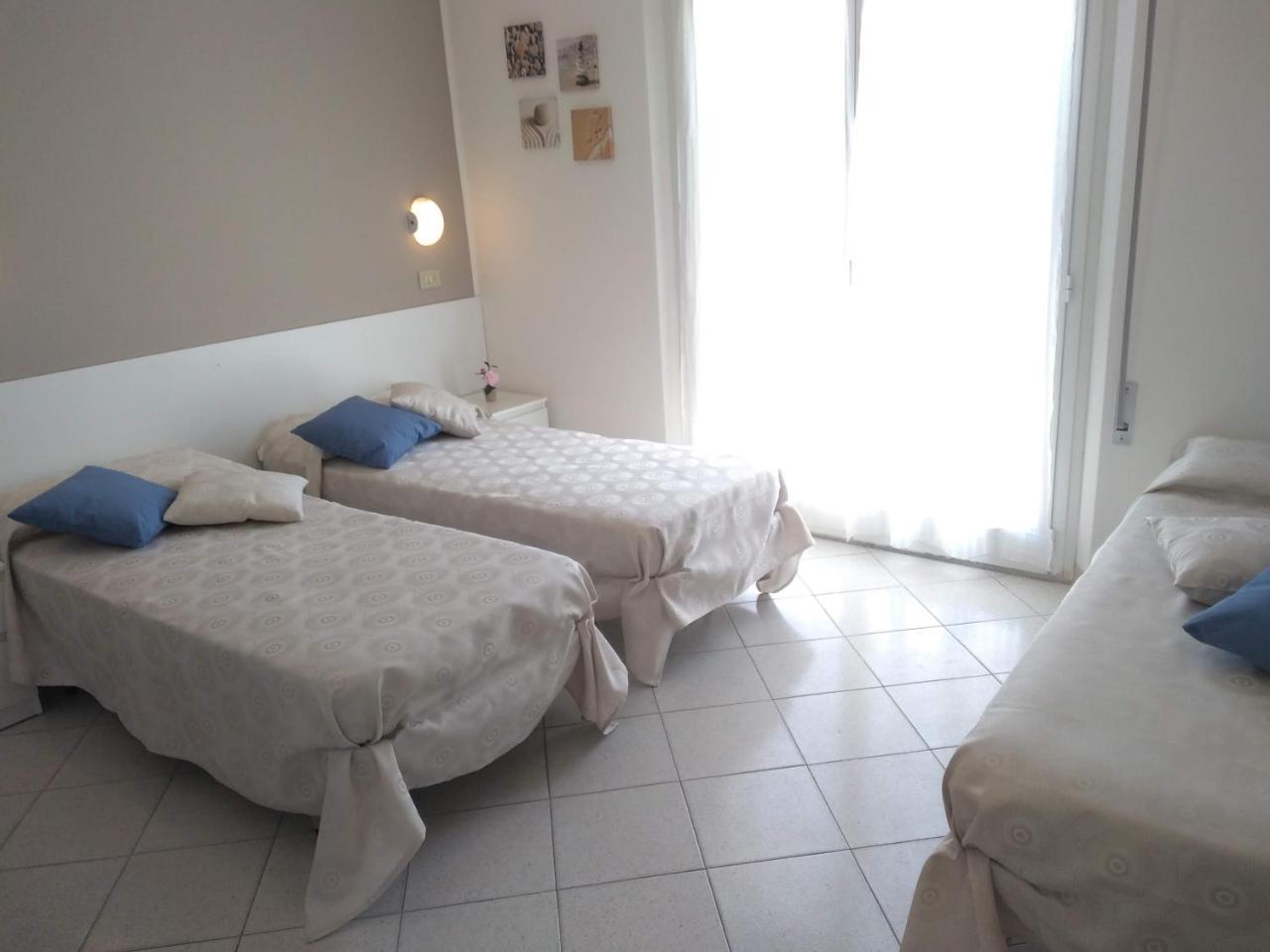 Hotel La Bella Vita Rimini Eksteriør billede