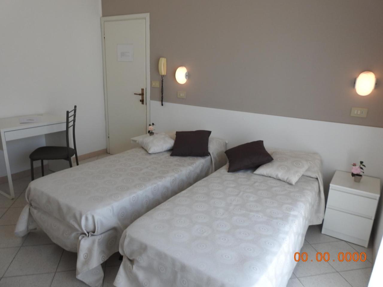 Hotel La Bella Vita Rimini Eksteriør billede