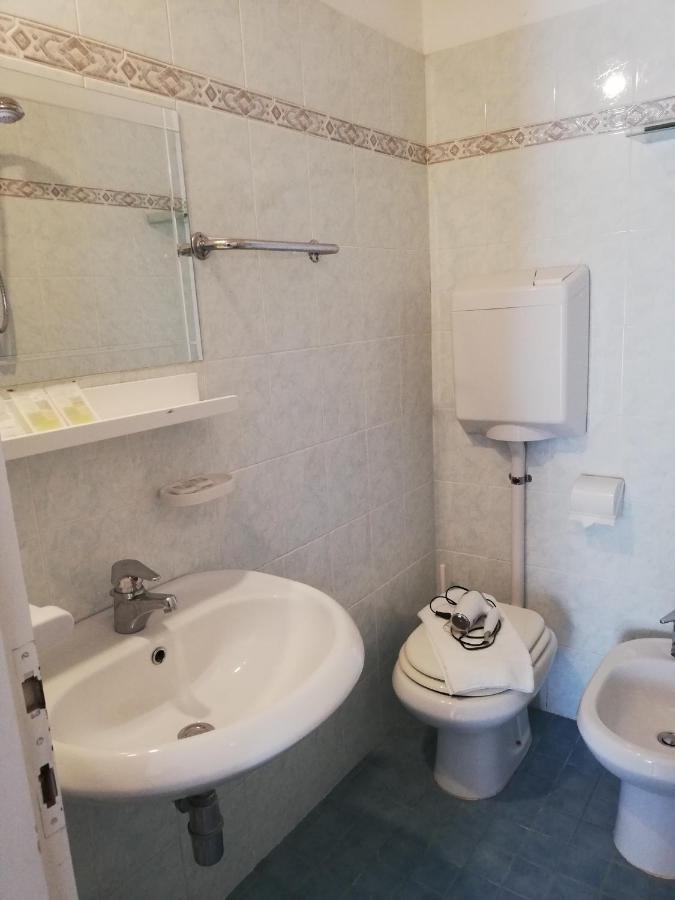 Hotel La Bella Vita Rimini Eksteriør billede